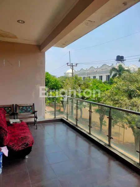 image TURUN HARGA 2,5M JADI 1,9 M RUMAH 3 LANTAI 7 KAMAR TIDUR LOKASI STRATEGIS DISEBELAH STADION PAKANSARI BOGOR (7)