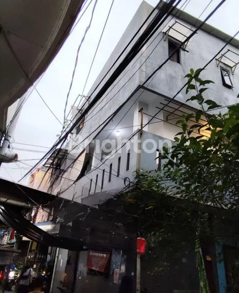 TURUN HARGA!!! RUMAH KOST  3 LANTAI DI  PEKOJAN