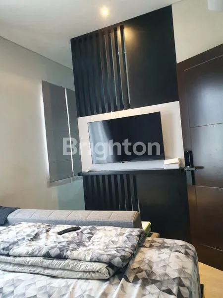 image RUMAH SUPER CANTIK LANGSUNG HUNI  DI THE SAVIA - BSD CITY (8)