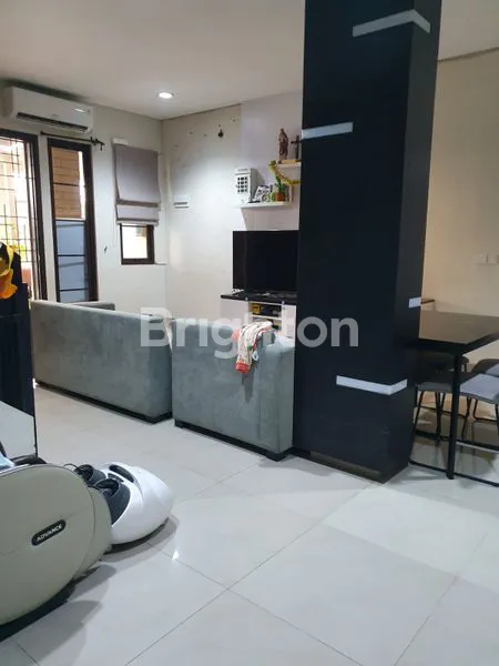 image RUMAH SUPER CANTIK LANGSUNG HUNI  DI THE SAVIA - BSD CITY (2)