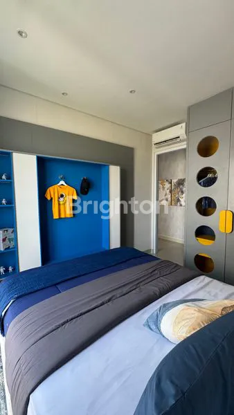 image CLUSTER LILY BY PARAMOUNT PETALS (7)