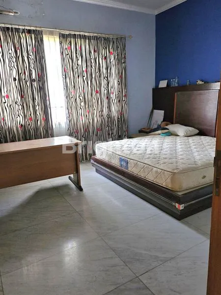 image RUMAH SUNTER HALAMAN LUAS 700M²  SHM JALAN 2 MOBIL JAKARTA UTARA (6)