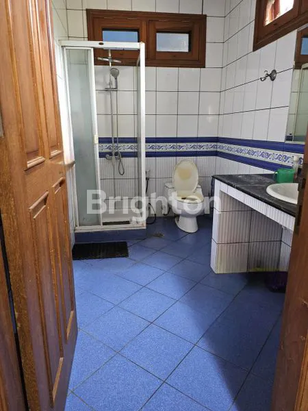 image RUMAH SUNTER HALAMAN LUAS 700M²  SHM JALAN 2 MOBIL JAKARTA UTARA (3)