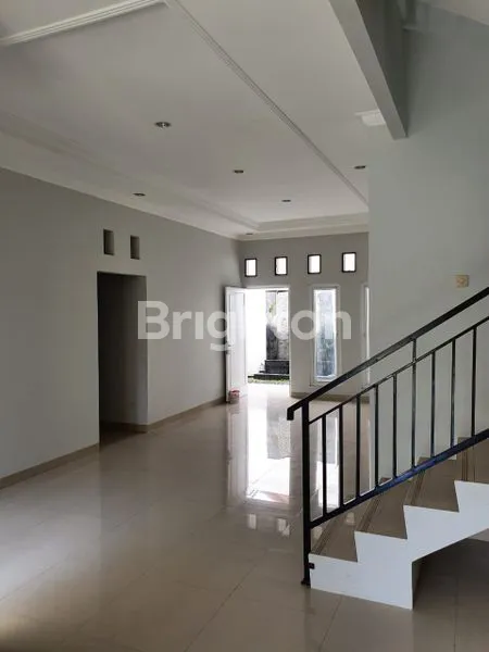 image DIJUAL RUMAH NYAMAN DIPUSAT KOTA (2)