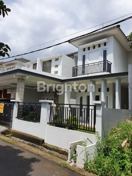 image DIJUAL RUMAH NYAMAN DIPUSAT KOTA (1)