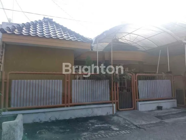 image RUMAH SIAP HUNI KLAMPIS SEMOLO STRATEGIS DEKAT RAYA MERR (2)