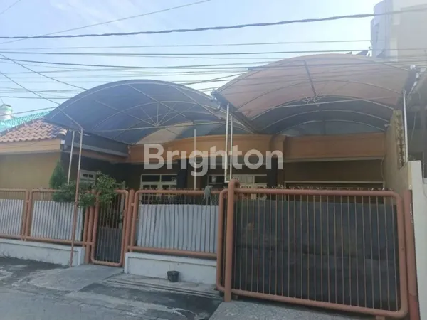 image RUMAH SIAP HUNI KLAMPIS SEMOLO STRATEGIS DEKAT RAYA MERR (1)