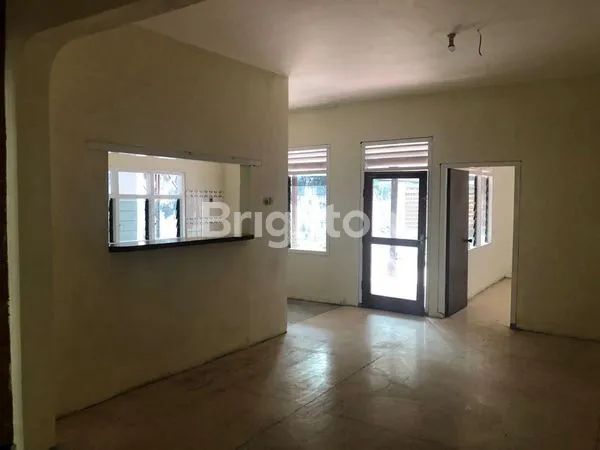 image RUMAH 1 LANTAI  HARGA HITUNG TANAH (5)