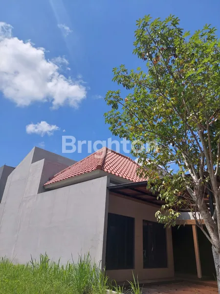 image COLOMADU SOLO BARU GRESS SIAP HUNI DEKAT PINTU TOL (2)