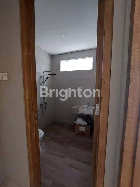 image COLOMADU SOLO BARU GRESS SIAP HUNI DEKAT PINTU TOL (6)