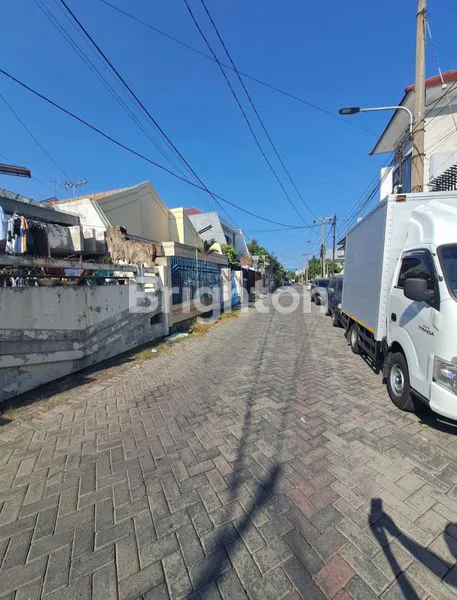 image HARGA TURUN!!! RUMAH 2 LANTAI SELANGKAH KE RAYA KENJERAN DEKAT PAKUWON CITY MALL MERR GALAXY MALL ITS UNAIR KAMPUS C (7)