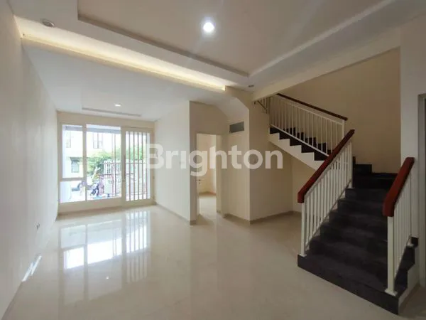 image DIJUAL RUMAH CANTIK MINIMALIS MODERN DI PANTAI MENTARI SURABAYA (2)