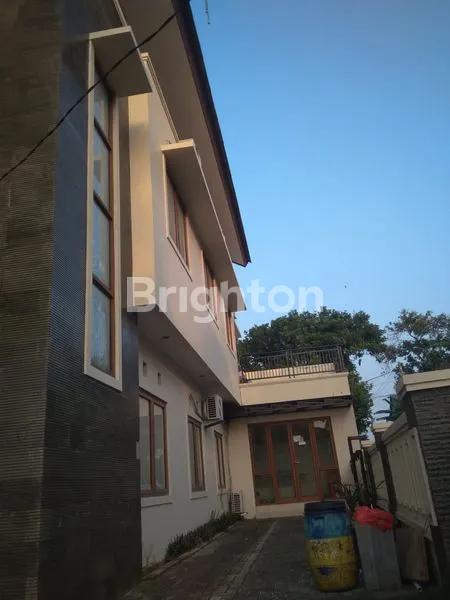 image RUMAH KOST 16 KAMAR POLTEK UI, DEPOK (2)