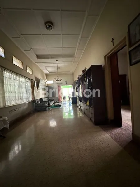 image RUMAH RETRO KOLONIAL PUSAT AREA GUNUNG GUNUNG KOTA MALANG (5)