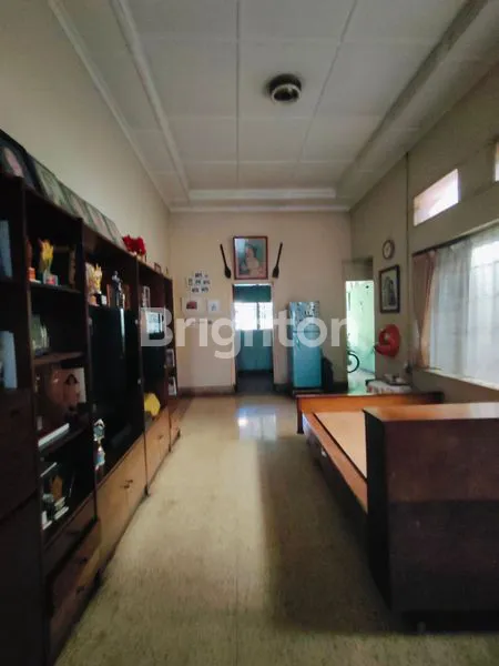 image RUMAH RETRO KOLONIAL PUSAT AREA GUNUNG GUNUNG KOTA MALANG (7)