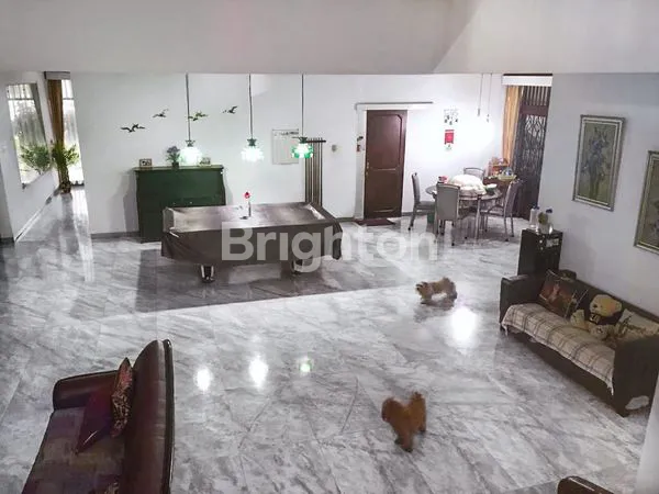 image RUMAH BESAR HOEK KOMPLEK GREEN GARDEN KEDOYA UTARA JAKARTA BARAT (4)