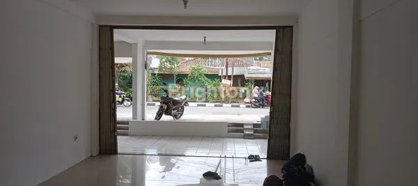 image RUKO DI MAINROAD KOMPLEK MARGAHAYU RAYA SOEKARNO HATTA BANDUNG (1)