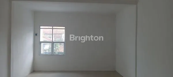 image RUKO DI MAINROAD KOMPLEK MARGAHAYU RAYA SOEKARNO HATTA BANDUNG (4)