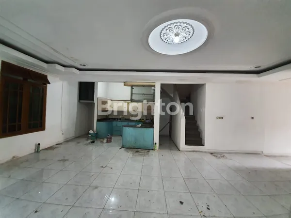 image DISEWAKAN RUMAH DARMO PERMAI TIMUR SURABAYA - STRATEGIS & BEBAS BANJIR. (2)