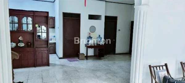 image RUMAH DITANGKI LIO TAMAN SARI JAKARTA BARAT (6)