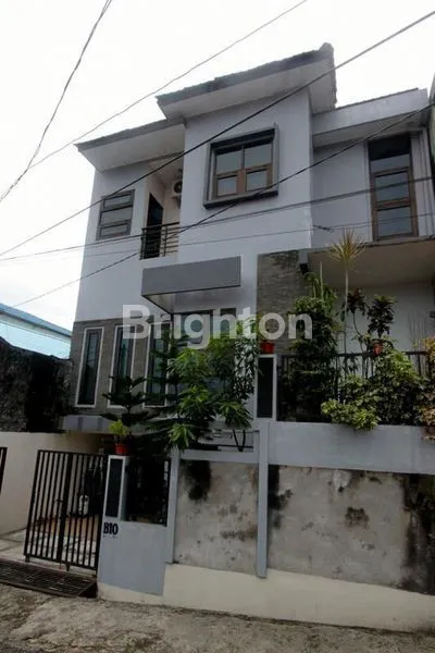 image RUMAH CANTIK DI JUAL DI PERUMAHAN PERMATA HIJAU SIRAD SALMAN  (1)