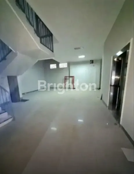 image RUKO 3LANTAI DI KOMERSIAL AREA KERTAJAYA (4)