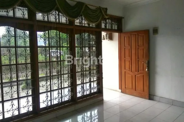 image RUMAH IDAMAN DI CIWASTRA BANDUNG (2)