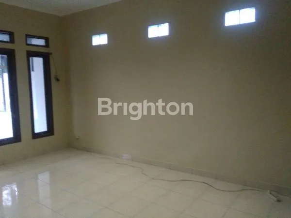image RUMAH DI GRAHA RAYA BINTARO CLUSTER ADENA 2 TANGERANG SELATAN  (3)