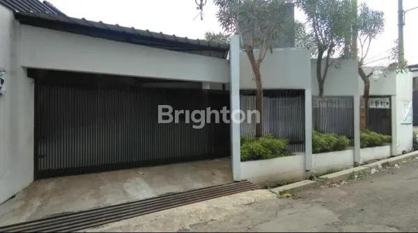 RUMAH ASRI MINIMALIS SETRA INDAH BANDUNG UTARA DEKAT TOL PASTEUR