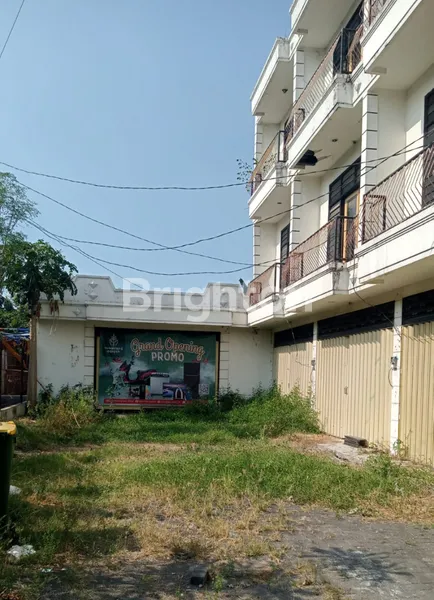 image RUKO 3 LANTAI DI JL YOS SUDARSO SIDOARJO JAWA TIMUR LOKASI STRATEGIS  (2)