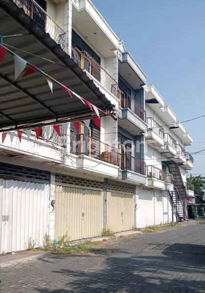 image RUKO 3 LANTAI DI JL YOS SUDARSO SIDOARJO JAWA TIMUR  LOKASI STRATEGIS  (3)