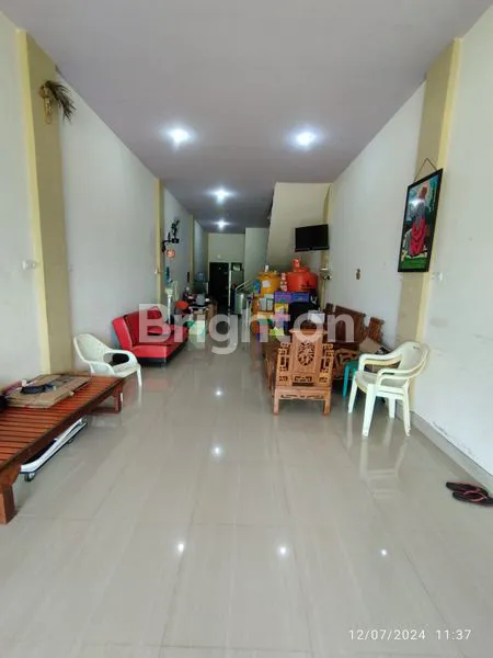 image RUKO BETON 2 LT COCOK UNTUK USAHA DAN KANTOR LOKASI STRATEGIS DAZHILL SPRING PARIT H HUSEIN PONTIANAK SELATAN (3)