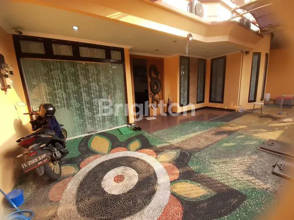 image RUMAH MEWAH SIAP HUNI, TERAWAT BANGET (2)