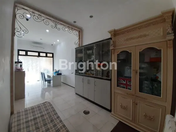 image RUMAH MEWAH SIAP HUNI, TERAWAT BANGET (8)