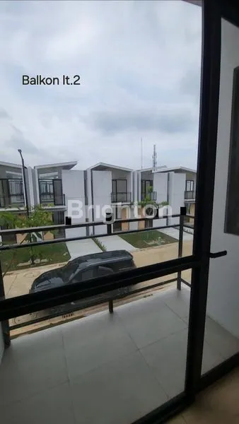 image RUMAH BARU 2 LANTAI DI CENDANA ESSENCE LIPPO KARAWACI TANGERANG  (5)