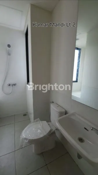 image RUMAH BARU 2 LANTAI DI CENDANA ESSENCE LIPPO KARAWACI TANGERANG  (8)