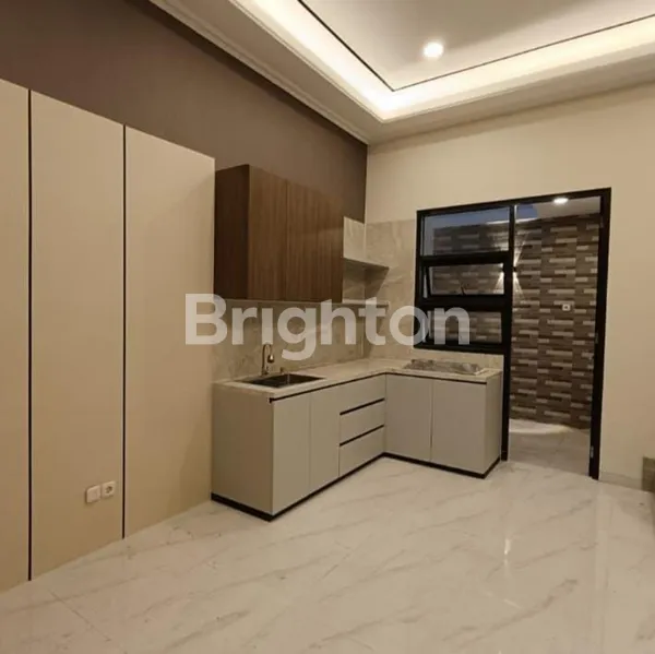 image RUMAH MODEL SCANDINAVIAN MEWAH LOKASI TERBAIK/PREMIUM DI AREA SUTOREJO THE BEST VIEW (2)