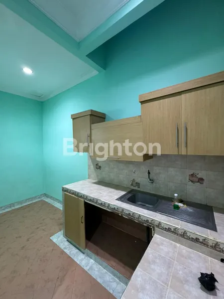 image RUMAH SIAP HUNI 3 LANTAI DI TANJUNG DUREN JAKARTA BARAT (5)