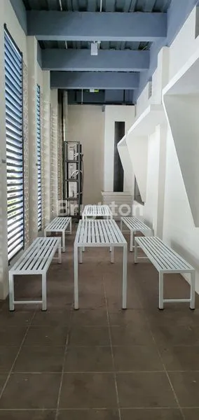 image GEDUNG 4 LANTAI MERUYA JAKARTA BARAT (6)