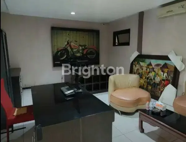 image *SHOWROOM 2 LANTAI / TEMPAT USAHA/ KOS KOSAN/  LOKASI SANGAT STRATEGIS DI BISNIS DISTRICT. (2)