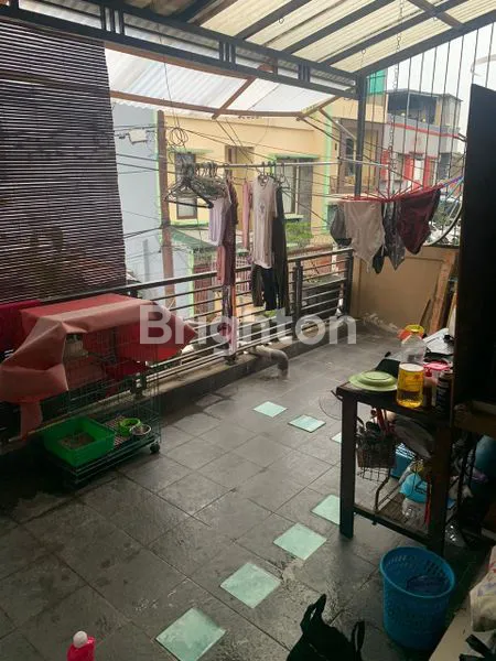 image RUMAH 2 LANTAI SEMI FURNISH SIAP DI HUNI DAERAH SRIMAHI DALAM (6)