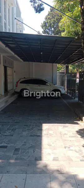 image RUKO EKS SHOWROOM DI AREA BISNIS STRATEGIS ARCAMANIK (5)