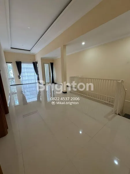 image DIJUAL RUMAH MEWAH SIAP HUNI KOTA MADIUN (1)