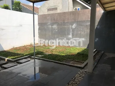 image BUKIT PALMA FURNISH ADA TAMAN DEPAN BELAKANG (5)