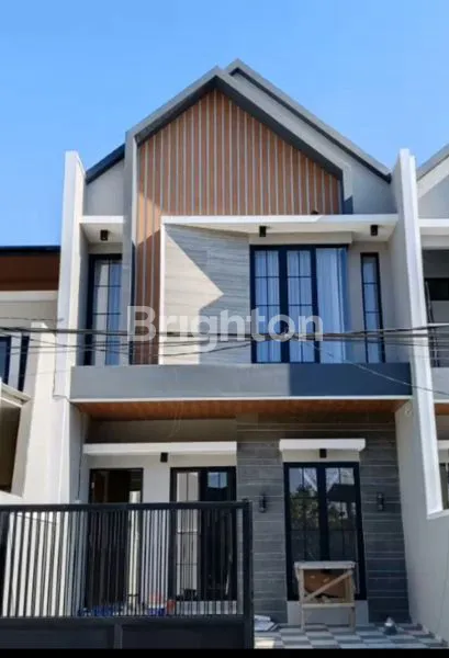 image RUMAH 2LANTAI SCANDINAVIAN LOKASI TERBAIK SUTOREJO (1)