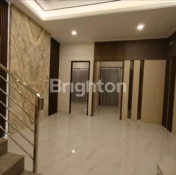 image RUMAH 2LANTAI SCANDINAVIAN LOKASI TERBAIK SUTOREJO (3)