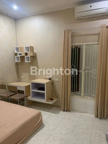 image RUMAH MURAH 1,5 LANTAI LOKASI STRATEGIS DI RADIO DALAM JAKARTA SELATAN  (5)