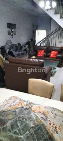 image RUMAH JELAMBAR 4LANTAI SIAP HUNI LOKASI STRATEGIS GROGOL PETAMBURAN JAKARTA BARAT  (3)