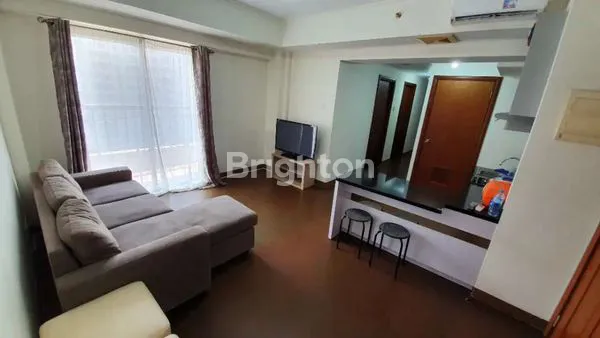 image BALKON LUAS APARTEMENT WATERPLACE TOWER A (10)