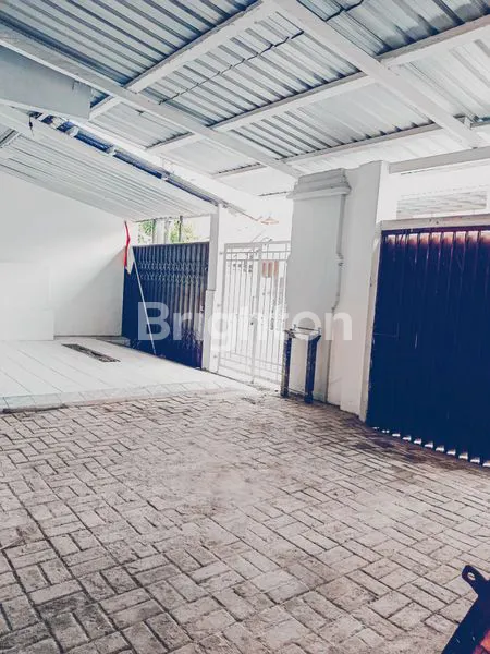 image RUMAH TENGAH KOTA , STRATEGIS , BISA LANGSUNG PAKAI, BROTOJOYO (2)